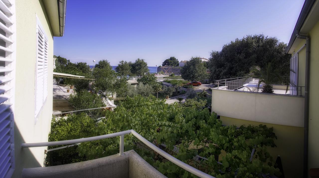 Braut Apartment Veglia Exterior foto